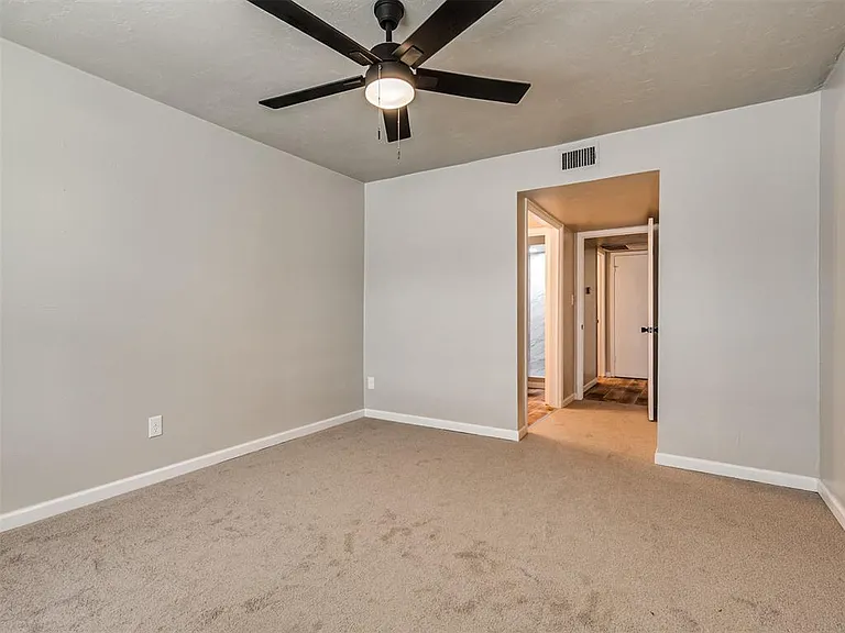 1725 E Lindsey St #2 — Photo 16
