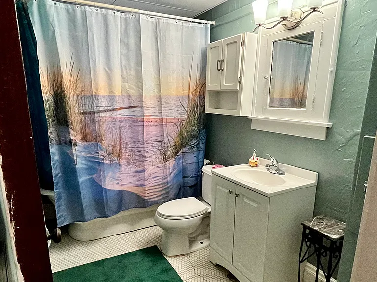 Bathroom with clawfoot tub