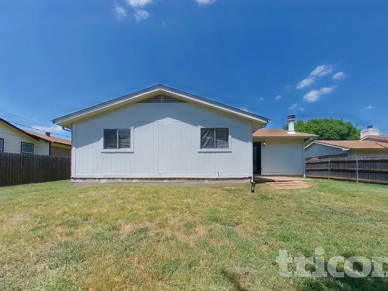 824 Hollow Creek Rd — Photo 15