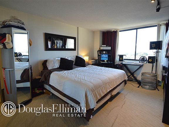 5th image of 2 Bay Club Dr APT 12O