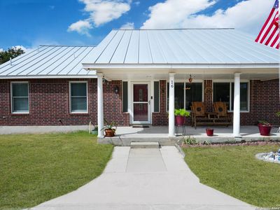 16 Grey Stone, Poteet, TX, 78065