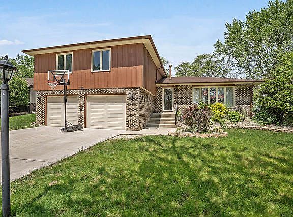 2nd image of 5222 Imperial Dr