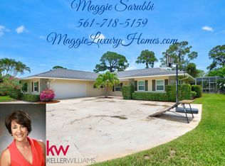 409 N Country Club Dr, Atlantis, FL 33462