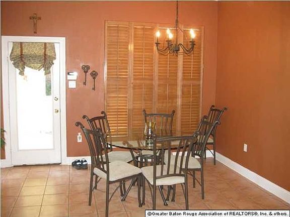 5th image of 18277 Manchac Pl S