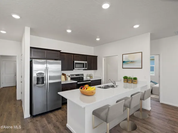 5318 E Antares Ln, Post Falls, ID 83854