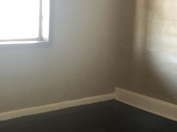 4th image of 429 W G St #T16