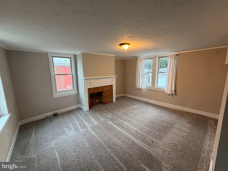 15 W Frederick St #A — Photo 6
