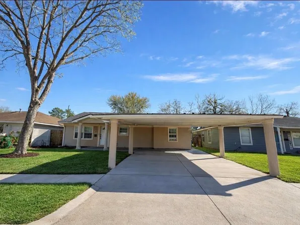 2418 Huntington Dr, Pasadena, TX 77506