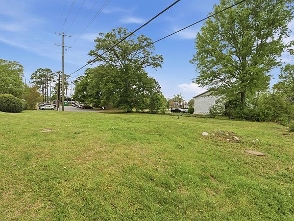 4th image of E South Byron Rd