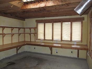 2nd image of 3224 N San Fernando Blvd