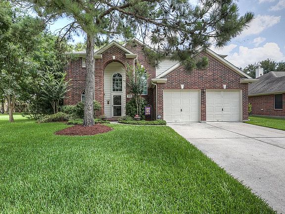 3rd image of 16114 Aberdeen Forest Dr