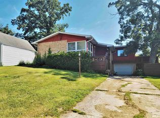1704 W Governor St, Springfield, IL 62704