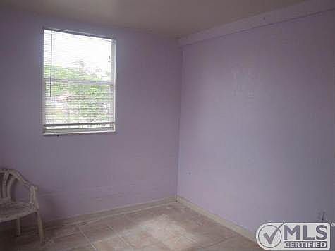 2nd image of 504 NE 20th Ave