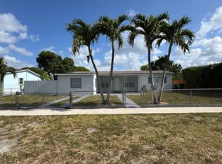 431 W 32nd Pl, Hialeah, FL 33012