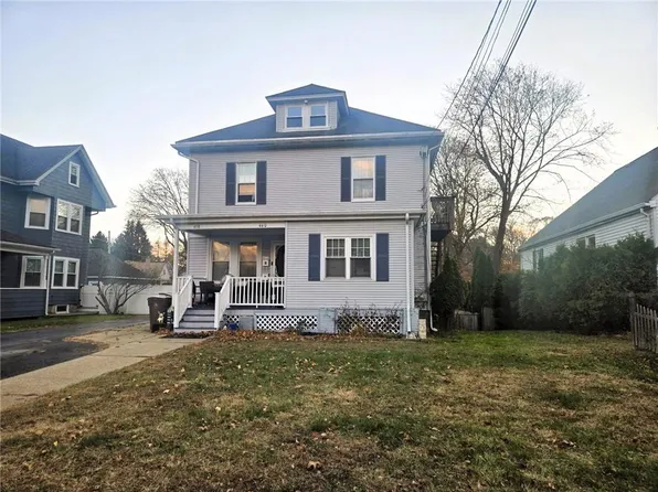 458 Prospect St, Woonsocket, RI 02895
