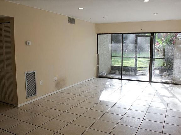 3rd image of 3280 S Semoran Blvd #1
