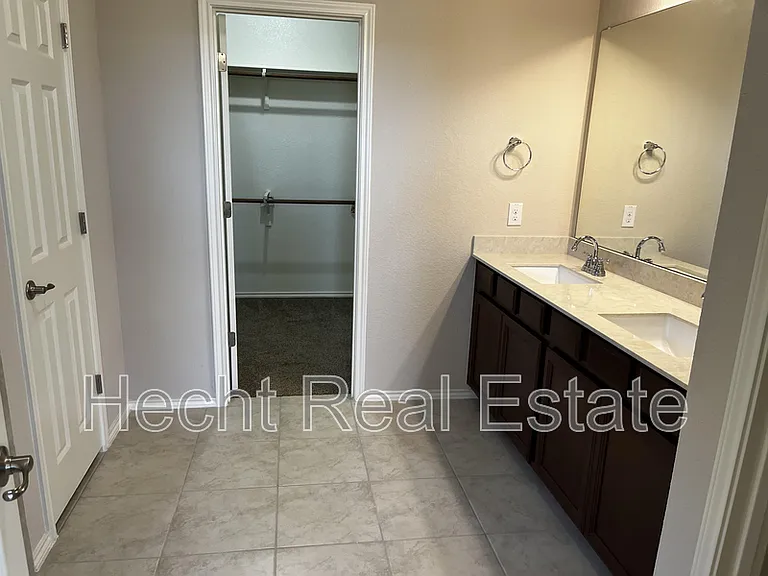 209 Double Mountain Rd — Photo 17