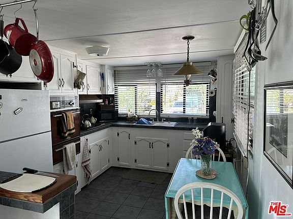 2nd image of 4071 Grandview Ave #2