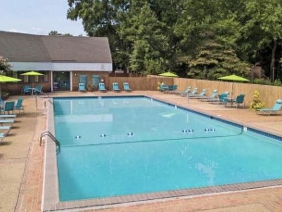 3rd image of 8354 Loveridge Ct