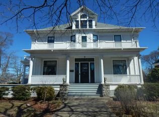 301 S 7th St, Escanaba, MI 49829