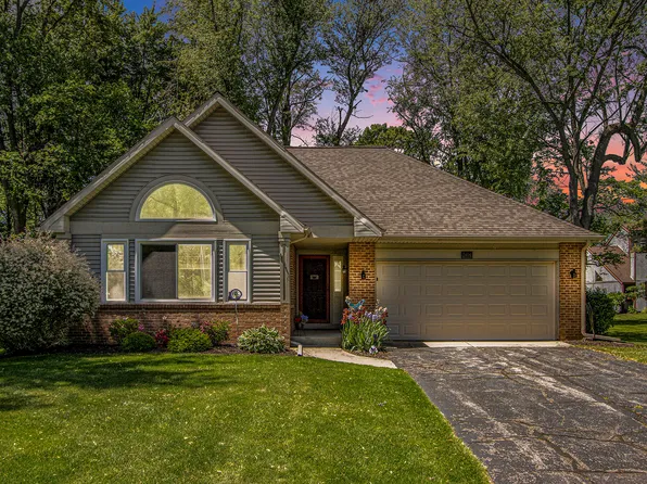 2404 Mansfield St, Kalamazoo, MI 49009