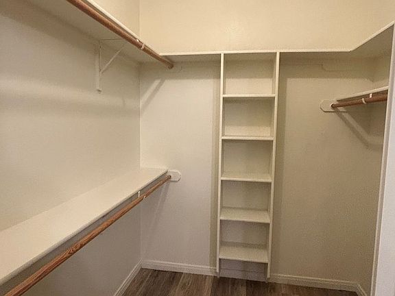 5th image of 3703 Vista Cove Dr