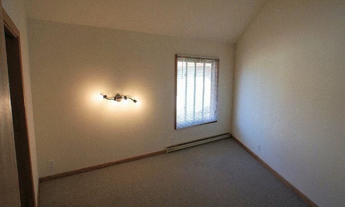 2nd image of 301 Lindbergh Ave APT 27
