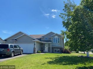 908 Isabella Ave, Clearwater, MN 55320