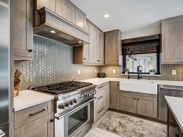 331 Lakeshore Loop — Photo 19