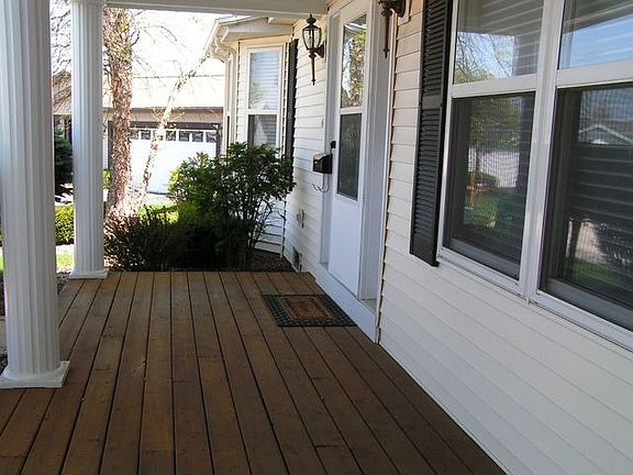 2nd image of 907 Shetland Ct