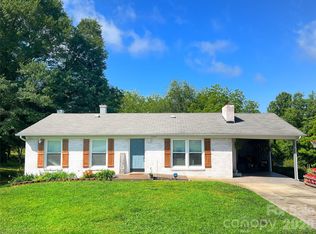 2097 Ala Ln, Granite Falls, NC 28630