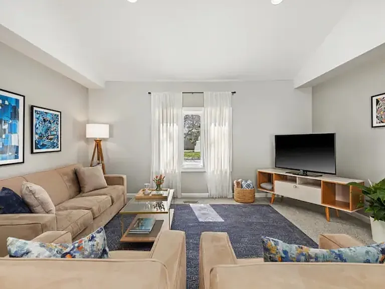 3183 Merrill Ave — Photo 1