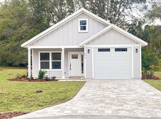 234 SW 246th Way, Newberry, FL 32669