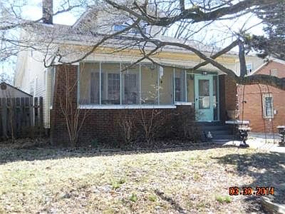 2nd image of 1109 Ravenswood Dr