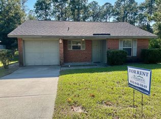 688 Carrier Dr, Pensacola, FL 32506