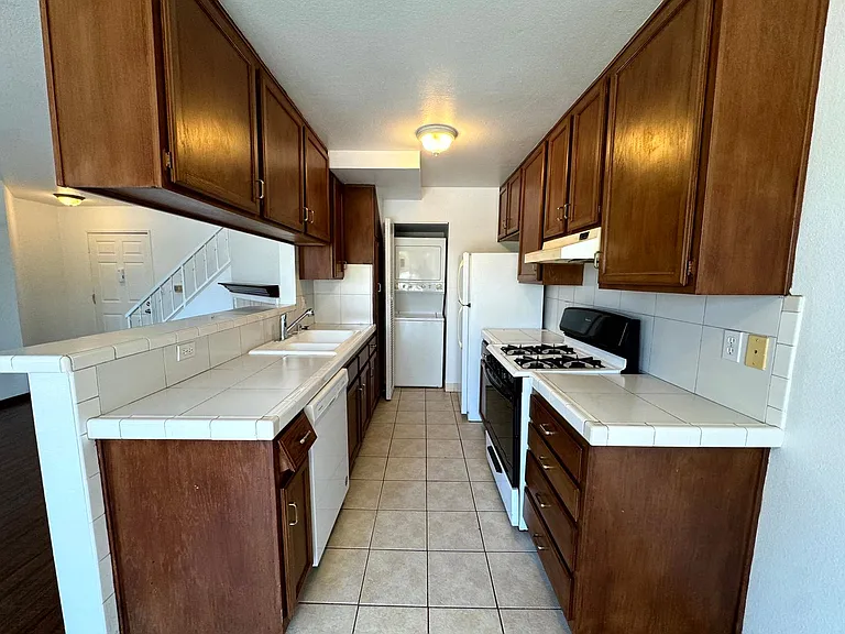 12048 Culver Blvd — Photo 9