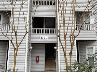 3320 Mulberry Ln, Greenville, NC 27858