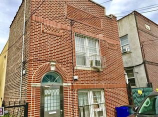 5321 104th St, Corona, NY 11368