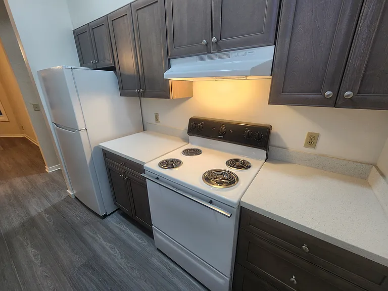 1985 Ellis St #8 — Photo 13