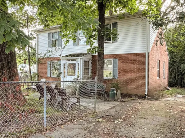 320 N Pennsylvania Ave, Falls Church, VA 22046