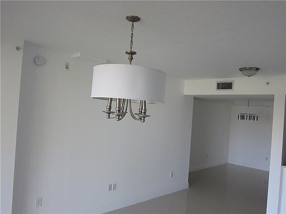 5th image of 6560 NW 114th Ave APT 525