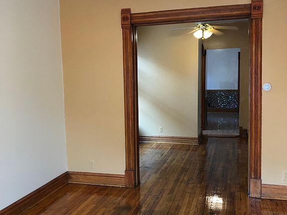 5th image of 818 N Leamington Ave #2