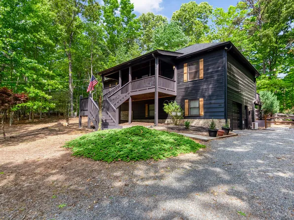 1514 Villa Dr, Ellijay, GA 30540