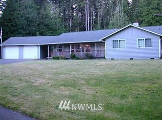 534 SW Black Jack Ln, Pt Orchard, WA 98367