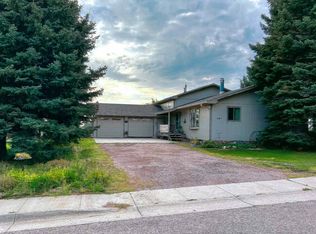 201 Birch St, Gordon, NE 69343