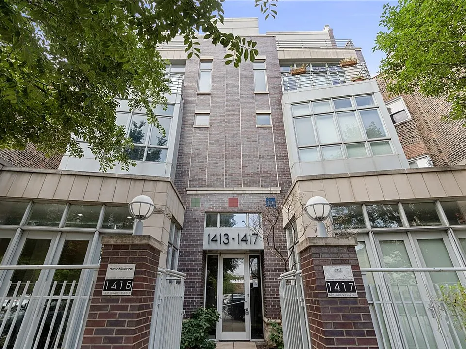 1413 W Grand Ave #F