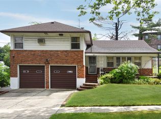 4911 Cloverdale Blvd, Oakland Gardens, NY 11364