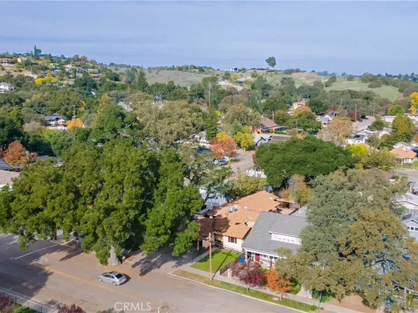 309 & 311 15th St, Paso Robles, CA 93446