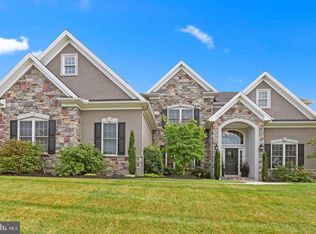 6425 Farmcrest Ln, Harrisburg, PA 17111