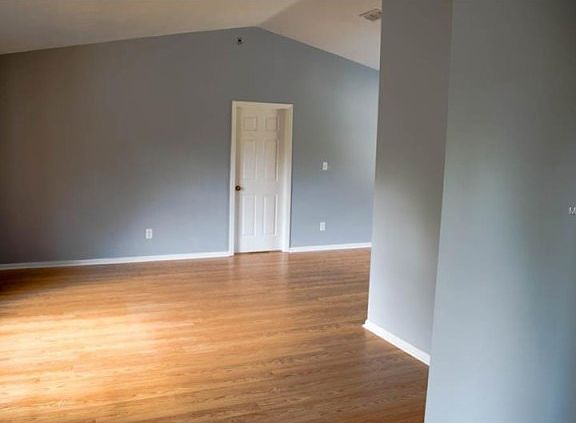 3rd image of 8245 Wellsmere Cir